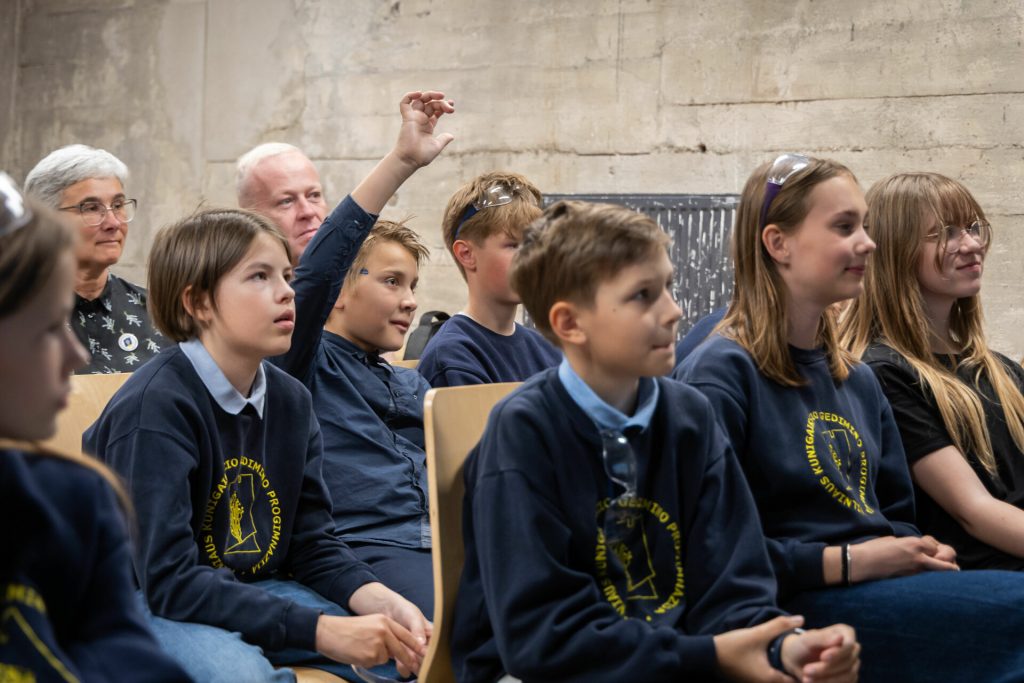 Ignalinos atominės elektrinės renginyje vyksta edukacinė pamoka,