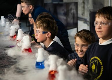 Ignalinos atominės elektrinės renginyje vyksta edukacinė pamoka,