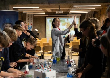 Ignalinos atominės elektrinės renginyje vyksta edukacinė pamoka,