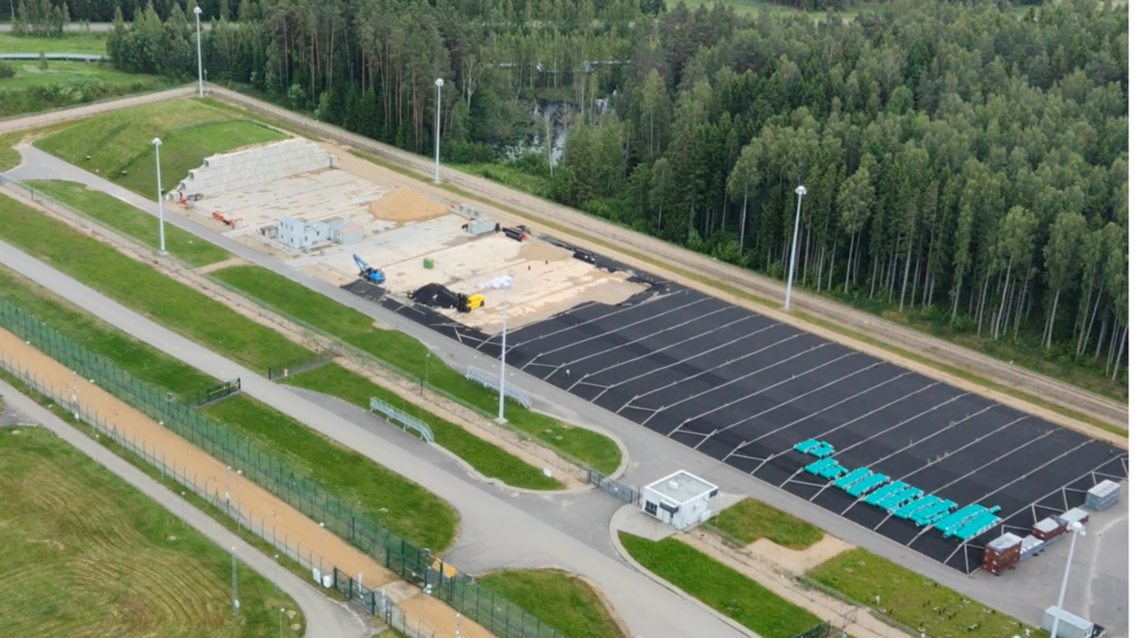 Iš oro matomas labai mažai radioaktyvių atliekų atliekynas Ignalinos AE teritorijoje.